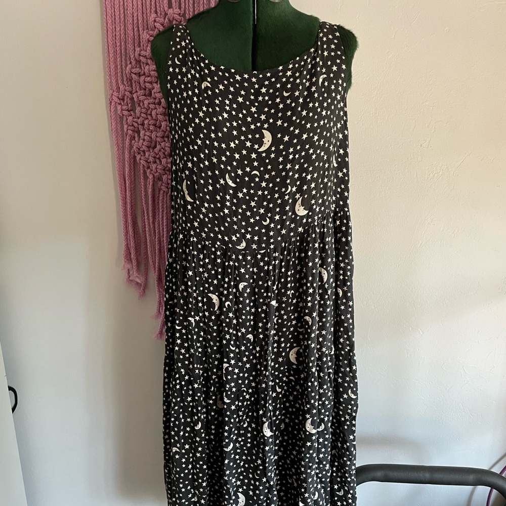 90’s star and moon print dress